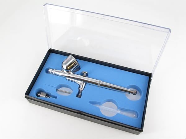 HS-30 Dual Action Gravity Feed Airbrush | Multizone: Comics And Games