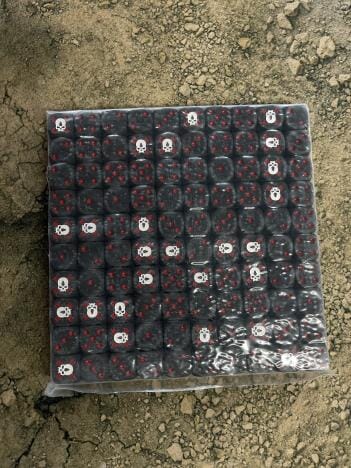 White Skull Black Matte (16MM) - 25CT Dice Red Dragon  | Multizone: Comics And Games