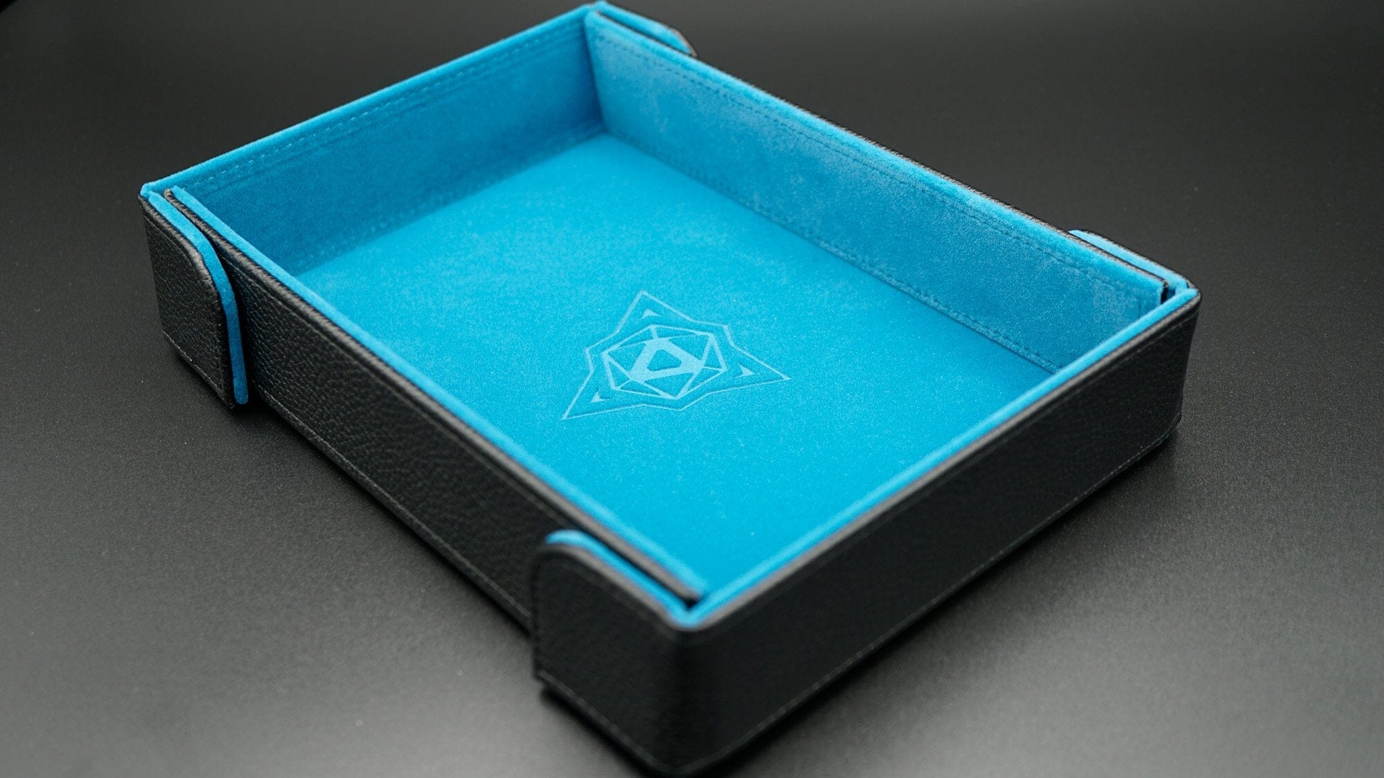 Die Hard Table Armor Portable Dice Tray (With hidden magnets) Accessories|Accessoires Multizone  | Multizone: Comics And Games